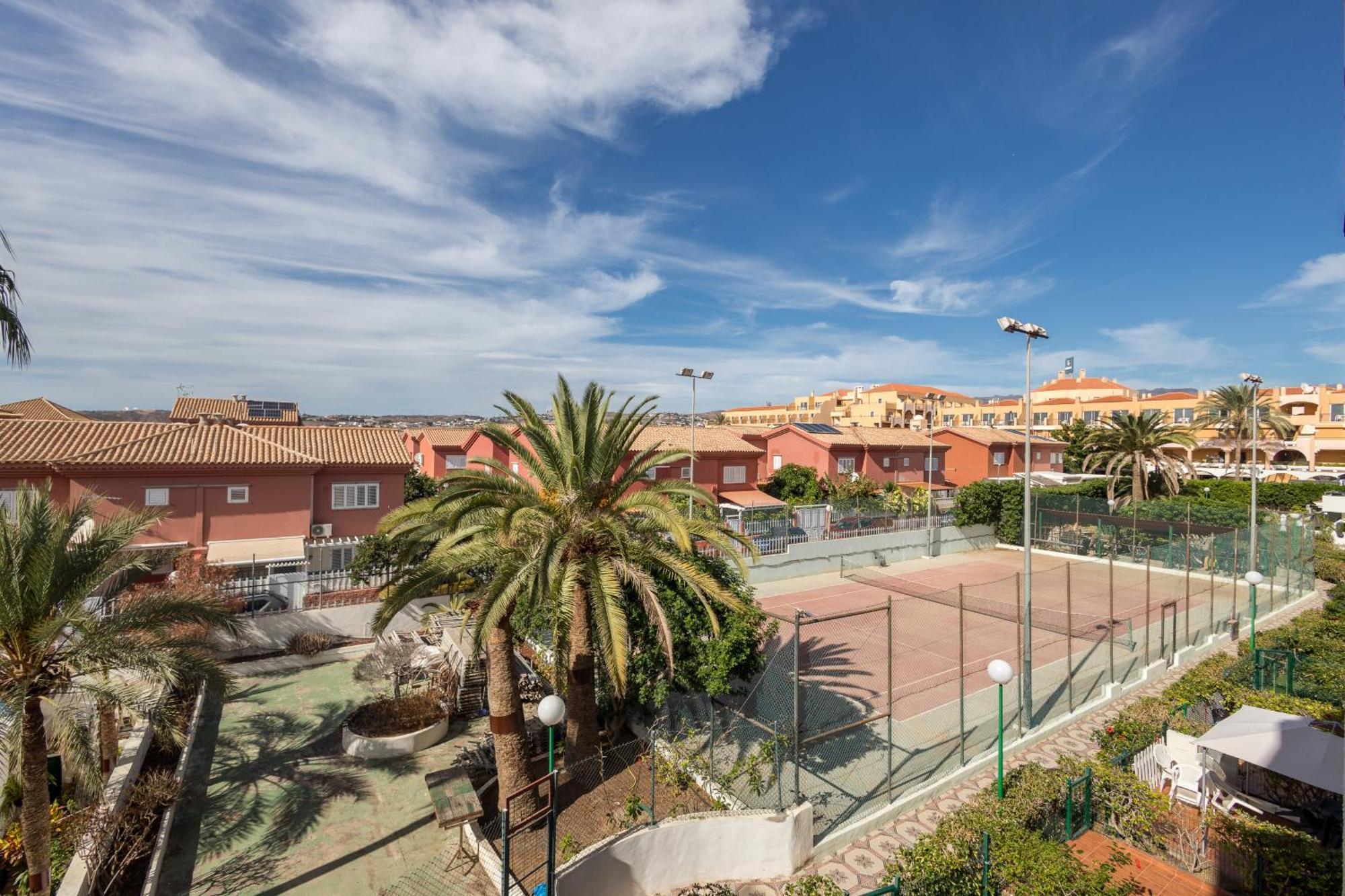 Floral Home - Large Private Terrace With Pool San Bartolome de Tirajana  Exterior photo